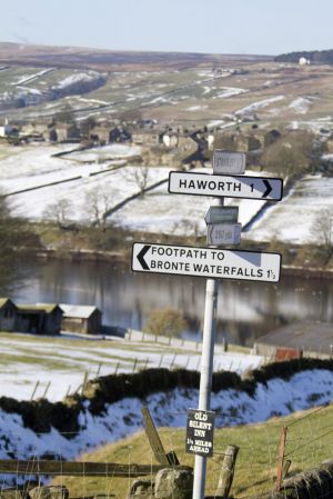 Bronte waterfalls sign haworth sm.jpg